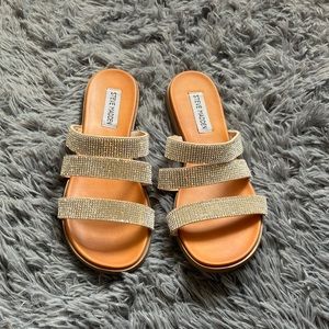 NWOT STEVE MADDEN 6.5 rhinestone sandals